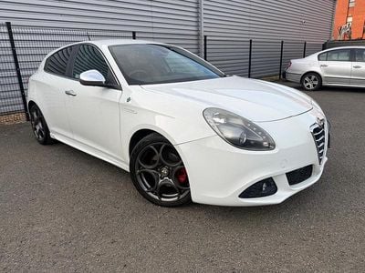 Used Alfa Romeo Giulietta Veloce 140 HP (102 kW) 2012 White Hatchback