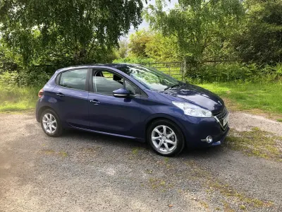 Used Peugeot 208 Active 115 HP (84 kW) 2012 Blue Hatchback