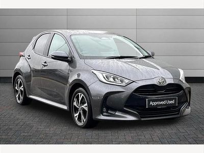 Used Toyota Yaris Hybrid Design 116 HP (85 kW) 2024 Grey Hatchback