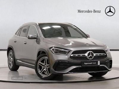 Mercedes GLA220