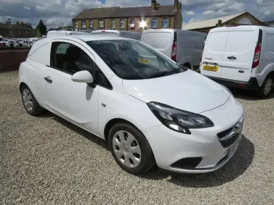 Used Vauxhall Corsa S 2017 White Hatchback
