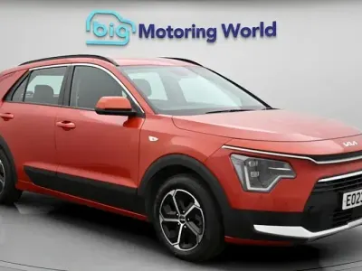 Used Kia Niro 141 HP (103 kW) 2023 Orange SUV