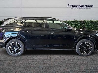 Begagnad Peugeot e-5008 GT 154 kW (210 HK) 2025 Svart SUV