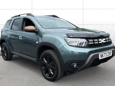 Used Dacia Duster Extreme 130 HP (95 kW) 2023 Green SUV