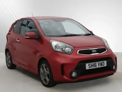 Used Kia Picanto 84 HP (61 kW) 2016 Red Hatchback