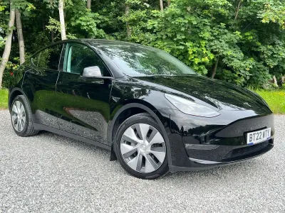 Used Tesla Model Y Long Range AWD 378 kW (514 HP) 2022 Black SUV