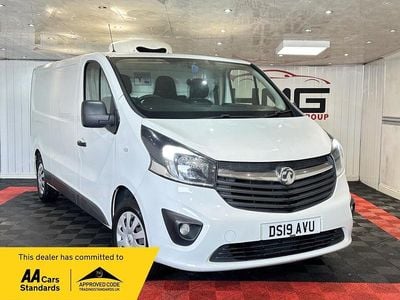 Gebraucht Vauxhall Vivaro Sportive 120 PS (88 kW) 2019 Weiß Van / Kleinbus