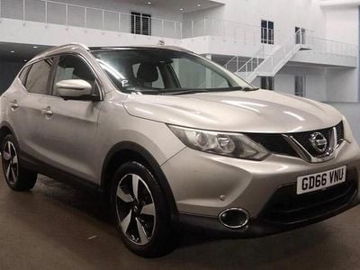 Used Nissan Qashqai N-Connecta 2016 Silver SUV