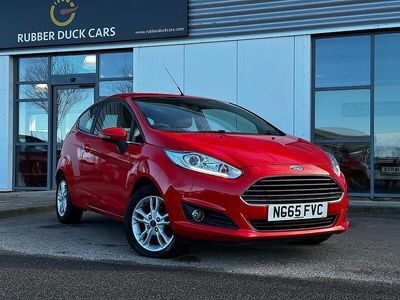 Used Ford Fiesta Zetec 82 HP (60 kW) 2016 Red Hatchback