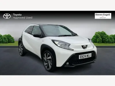 Used Toyota Aygo X 72 HP (52 kW) 2024 White SUV