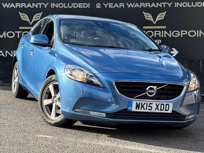 Used Volvo V40 SE 2015 Blue Hatchback