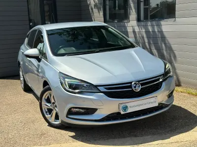 Used Vauxhall Astra SRi 2017 Silver Hatchback