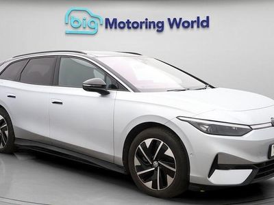 Used 2025 VW ID.7 Pro Estate | £31,000 (Fair price)