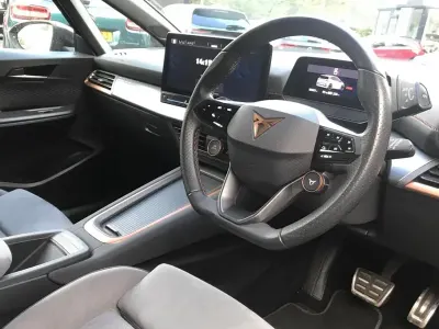Second-hand Cupra Born e-Boost 169 kW (230 CP) 2022 Roșu Hatchback