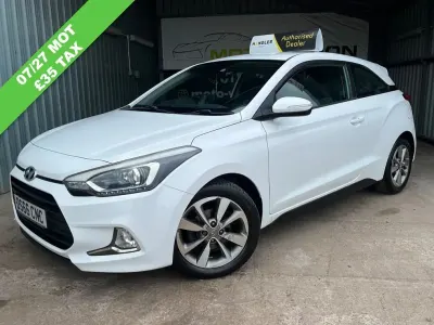Used Hyundai i20 SE 84 HP (61 kW) 2016 White Coupe