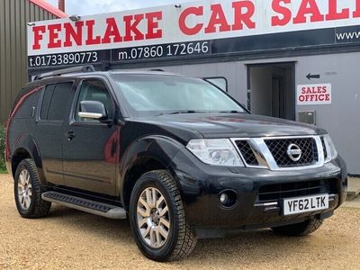 used Nissan Pathfinder 2.5 dCi Tekna 5dr Auto