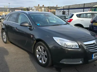 Używany Vauxhall Insignia 160 KM (117 kW) 2013 Szary Kombi