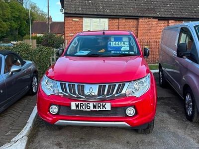 Used Mitsubishi L200 2016 Red Pickup