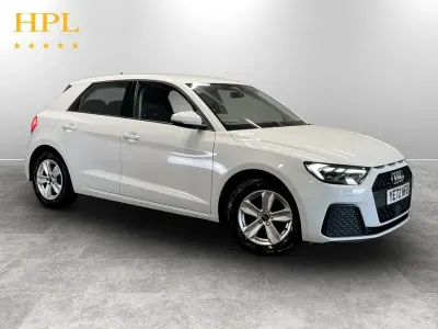 Used Audi A1 Sportback Business 95 HP (69 kW) 2022 White Hatchback
