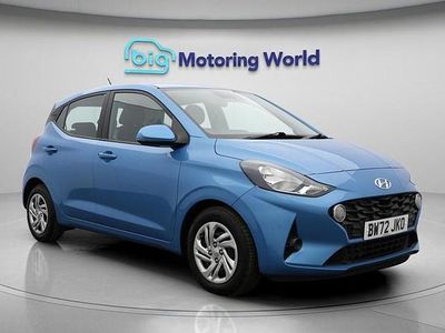 Used Hyundai i10 SE 67 HP (49 kW) 2023 Blue Hatchback