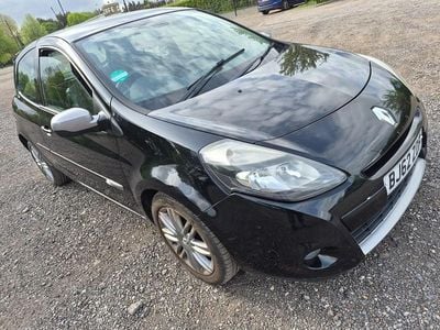 Used Renault Clio IV Dynamique 2012 Black Hatchback