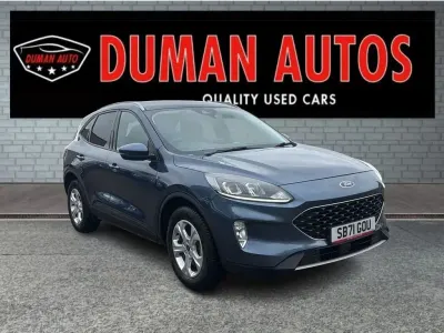 Usado Ford Kuga Zetec 120 HP (88 kW) 2022 Azul SUV