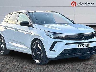 Used Vauxhall Grandland X GSe 300 HP (220 kW) 2023 White SUV