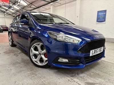 Blue Used 2015 Ford Focus ST Hatchback | £8,490 (Good price)