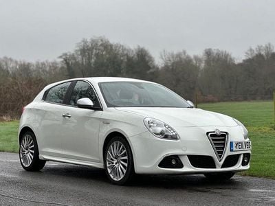 Used Alfa Romeo Giulietta Veloce 170 HP (125 kW) 2011 White Hatchback