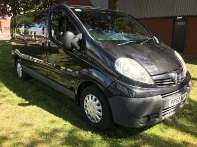 Used Vauxhall Vivaro 115 HP (84 kW) 2019 Black MPV