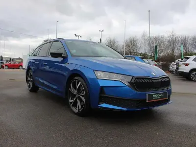 Używany Skoda Octavia SportLine 110 KM (80 kW) 2025 Niebieski Kombi