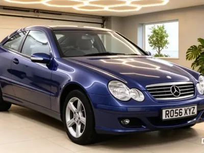 Begagnad Mercedes C180 SE 2006 Blå Sportkupé