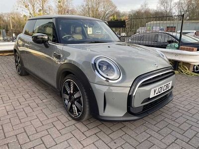 used Mini Cooper Hatch 1.5Exclusive Hatchback 3dr Petrol Manual Euro 6 (s/s) (136 ps) Hatchback