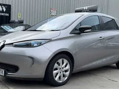 Used Renault Zoe Dynamique 64 kW (88 HP) 2015 Grey Hatchback