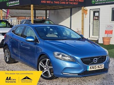 Blue Used 2015 Volvo V40 SE Lux Hatchback | £5,450 (Fair price)