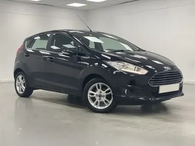 Usado Ford Fiesta Zetec 2017 Preto Citadino