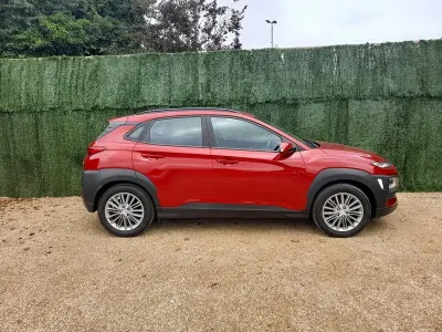 Used Hyundai Kona SE 120 HP (88 kW) 2019 Red SUV