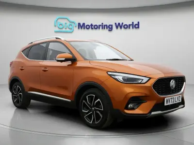 Usado MG ZS Exclusive 106 HP (77 kW) 2023 Laranja SUV