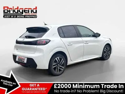 Used Peugeot 208 Active+ 2023 White Hatchback