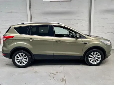 Używany Ford Kuga Titanium 2015 Zielony SUV