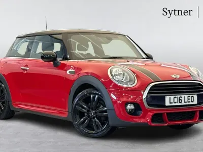 Używany Mini Cooper Hatch 134 KM (98 kW) 2016 Czerwony Hatchback