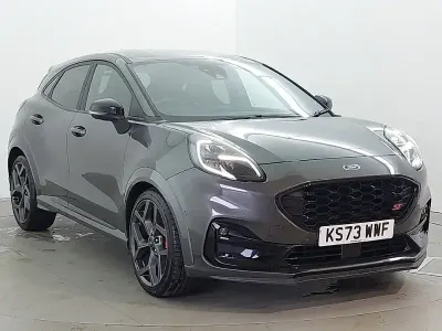Käytetty Ford Puma ST 170 HP (125 kW) 2023 Harmaa Katumaasturi