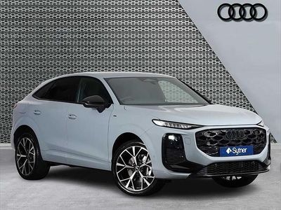 Usado Audi Q3 Comfort 267 HP (196 kW) 2026 Cinzento SUV