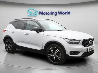 Second-hand Volvo XC40 R-Design 2021 Argintiu SUV