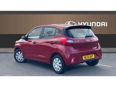 Used Hyundai i10 SE 67 HP (49 kW) 2021 Red Hatchback
