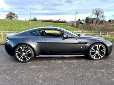 Used Aston Martin Vantage 2014 Silver Coupe
