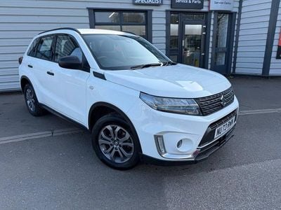 Second-hand Suzuki Vitara 129 CP (94 kW) 2023 Alb SUV