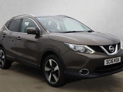 Used Nissan Qashqai N-Connecta 130 HP (95 kW) 2016 Bronze SUV