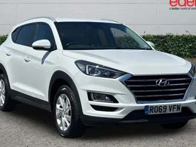 Used Hyundai Tucson SE 132 HP (97 kW) 2019 White SUV