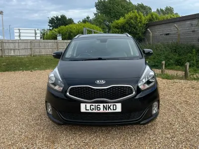 Used Kia Carens 139 HP (102 kW) 2016 Black MPV